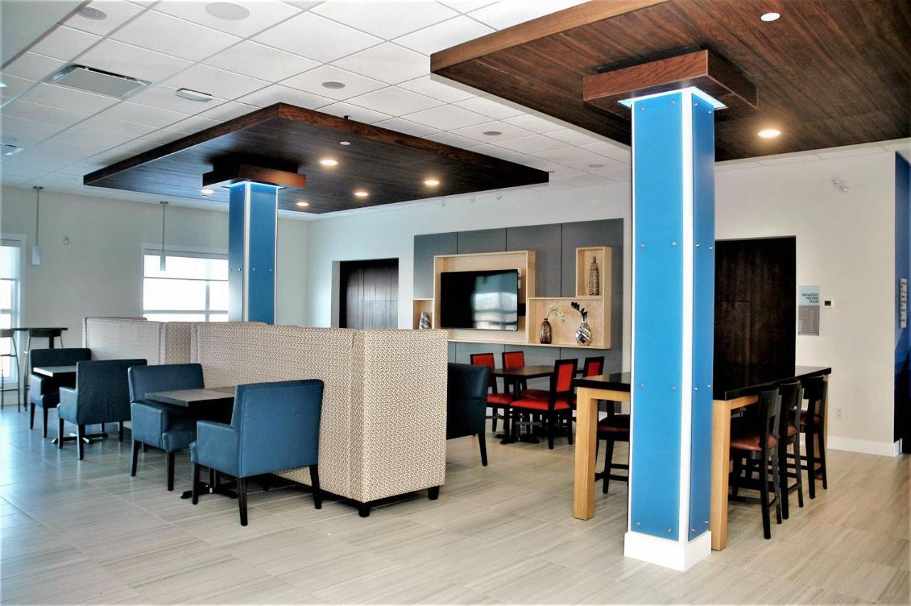 Holiday Inn Express & Suites - Edmonton Sw - Windermere By Ihg Exterior photo